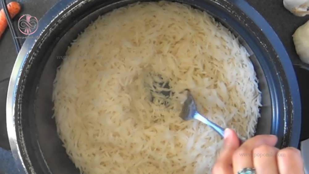 برنج را خیس کنید