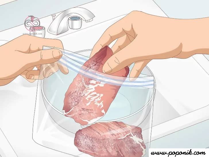 غذای خود را در یک کیسه پلاستیکی ضد نشت قرار دهید